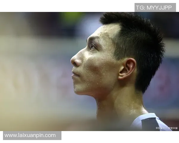 易建联：从篮球场的传奇到中国体育的象征，见证时代的辉煌与挑战